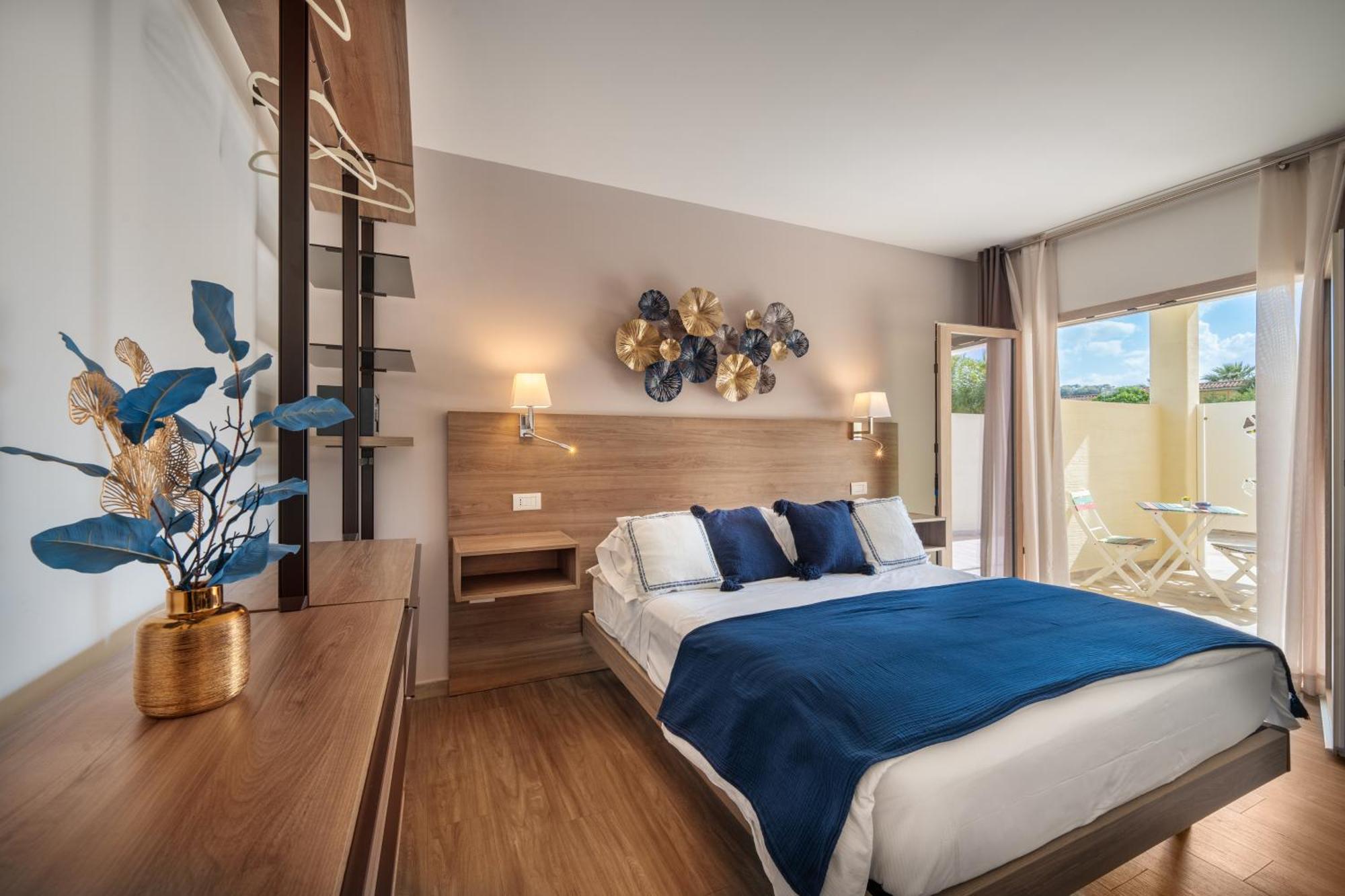 Suimi'S Hotel Villasimius Eksteriør billede