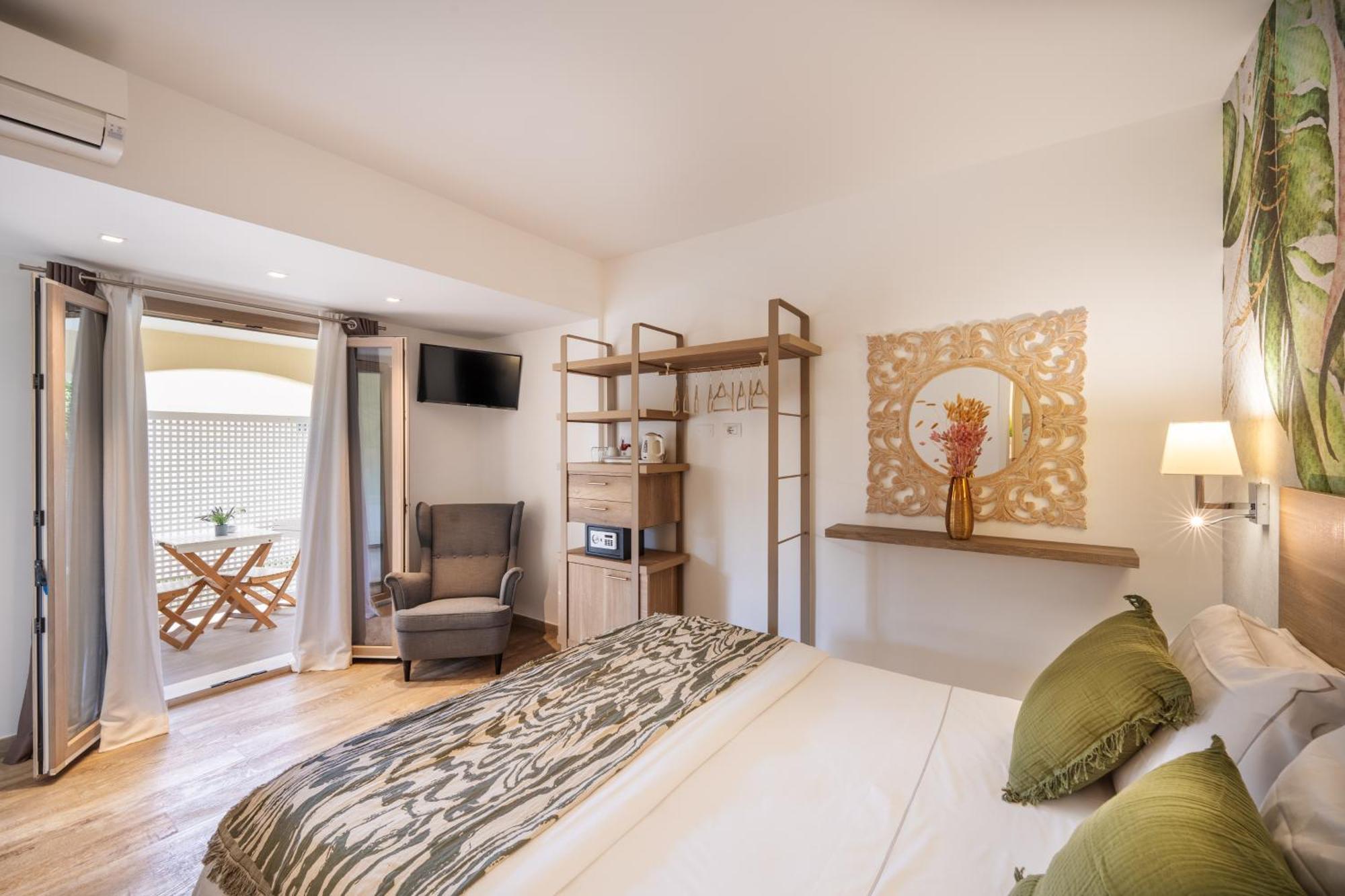 Suimi'S Hotel Villasimius Eksteriør billede